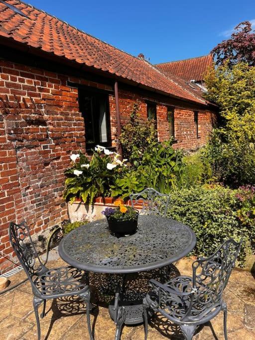 The Stables, Moulton St Mary Дом отдыха Норвич
