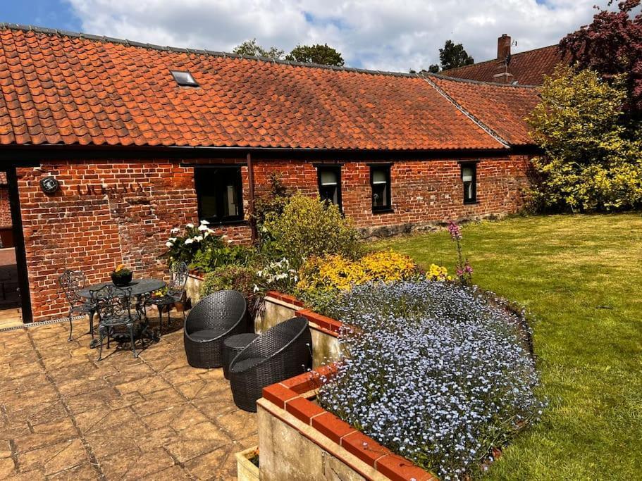 The Stables, Moulton St Mary Дом отдыха